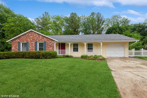 1224 Foxglade Court St. Charles IL 60174
