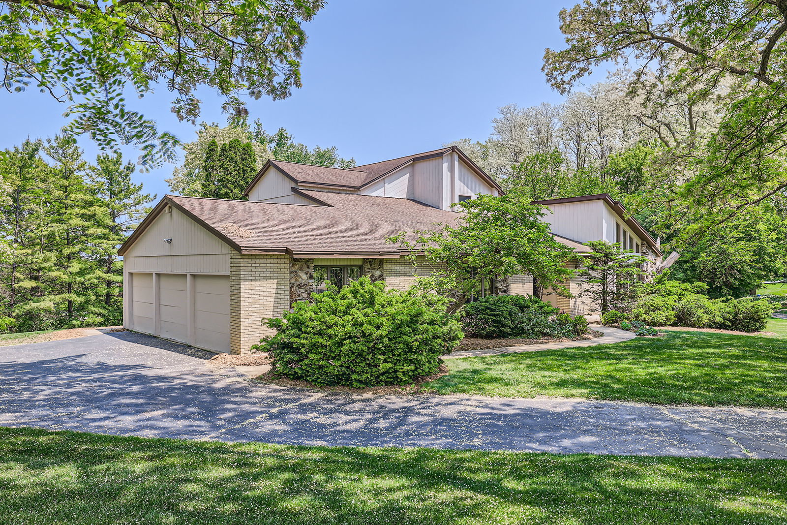 37W396 Maryhill Lane