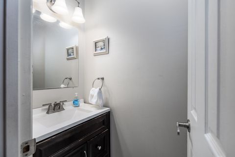 Tiny photo for 821 Thornberry Street, Ottawa, IL 61350 (MLS # 12526406)