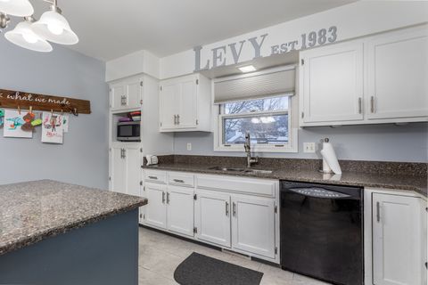 Tiny photo for 821 Thornberry Street, Ottawa, IL 61350 (MLS # 12526406)