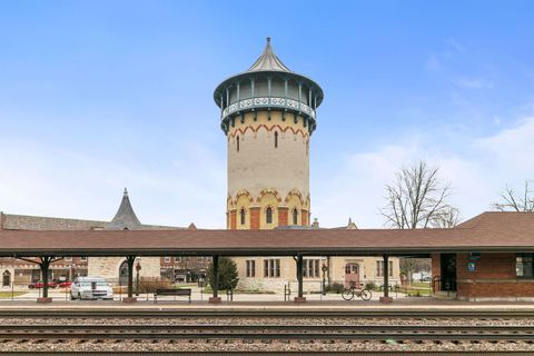 Tiny photo for 124 Forest Avenue, Riverside, IL 60546 (MLS # 12601601)