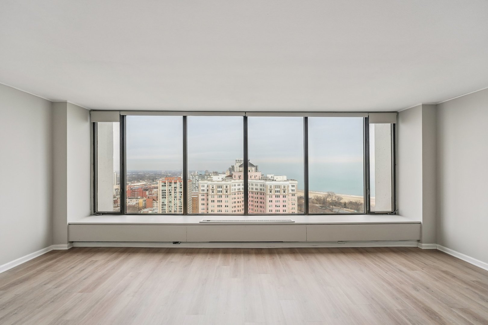 5455 N Sheridan Road 2807