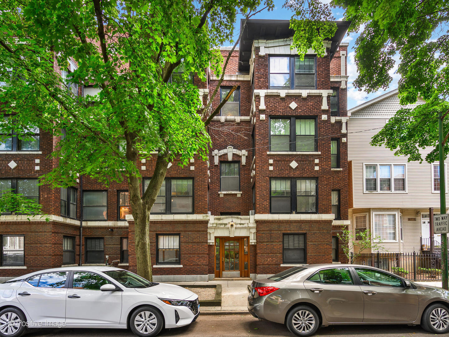 1365 E 52nd Street 1E