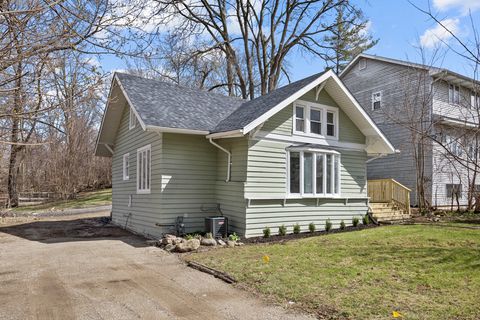 Tiny photo for 38169 N 3rd Avenue, Spring Grove, IL 60081 (MLS # 12603226)