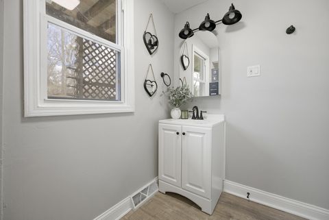 Tiny photo for 38169 N 3rd Avenue, Spring Grove, IL 60081 (MLS # 12603226)