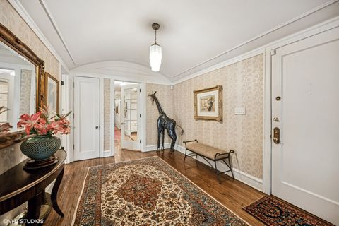 Tiny photo for 419 W Wellington Avenue #1, Chicago, IL 60657 (MLS # 12346478)