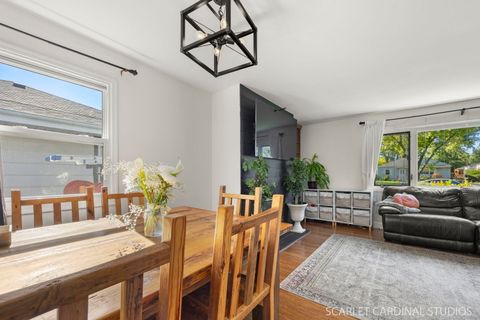 Tiny photo for 835 S Wisconsin Avenue, Villa Park, IL 60181 (MLS # 12500021)