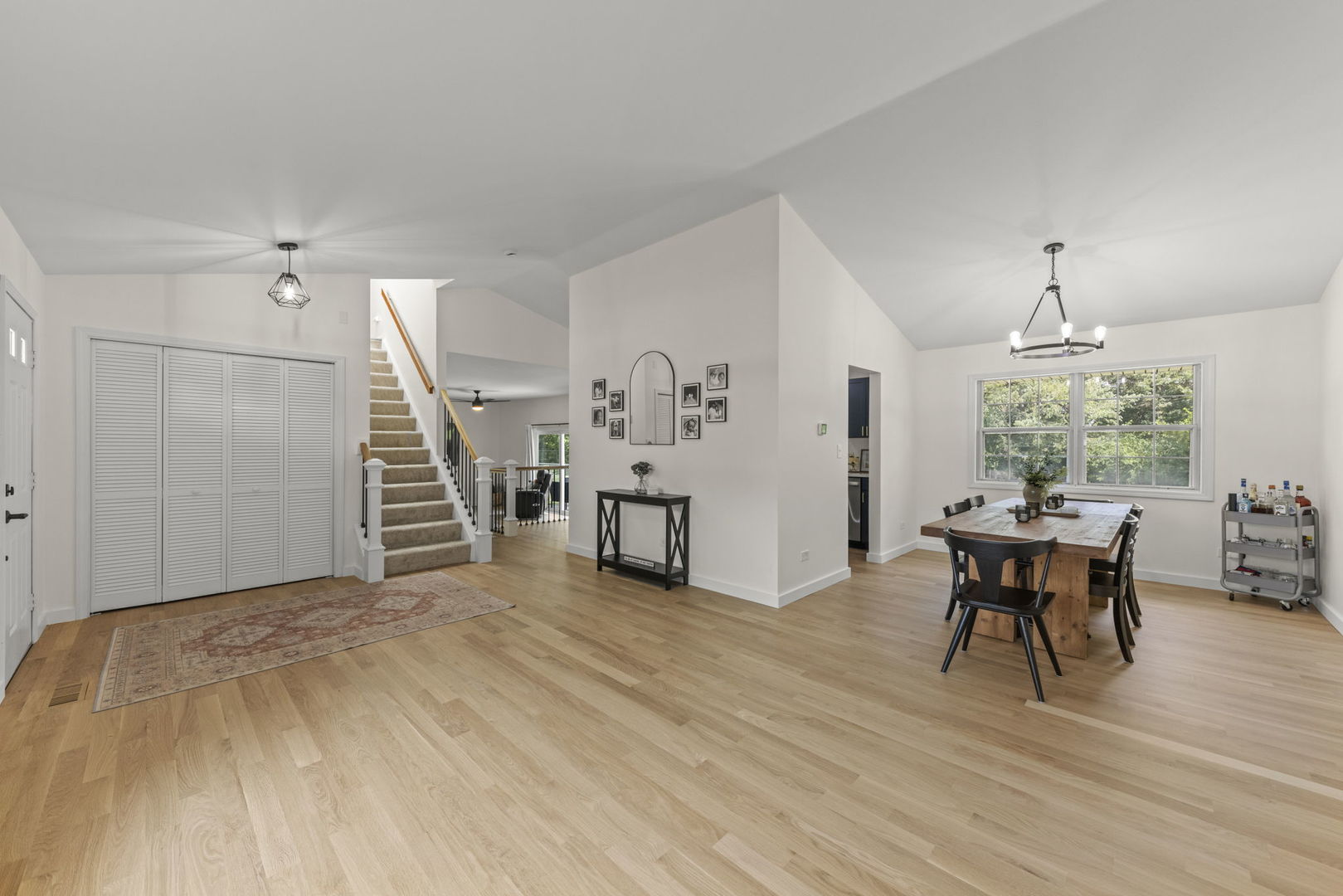 485 Edinburgh Lane