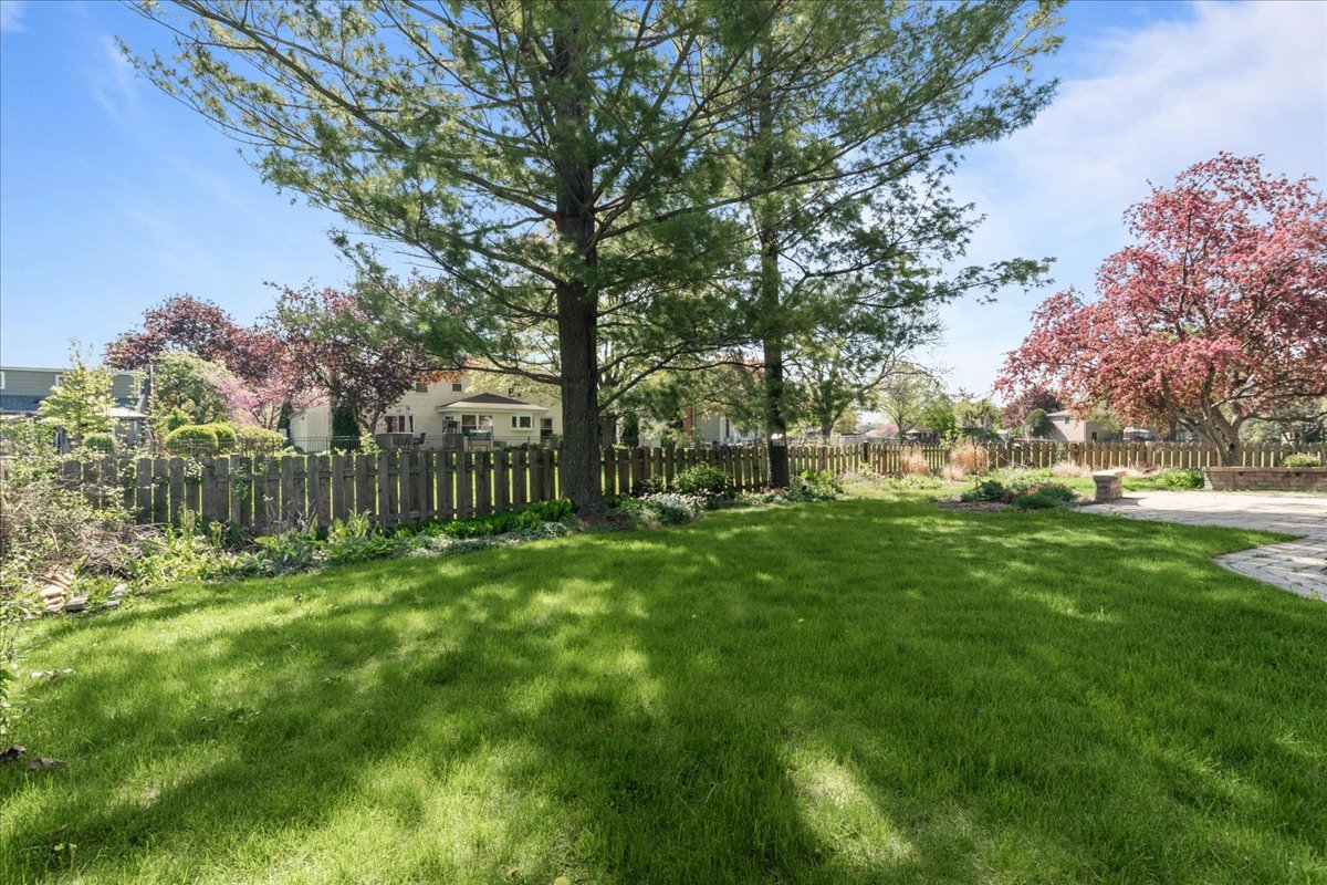 1034 Crabtree Lane
