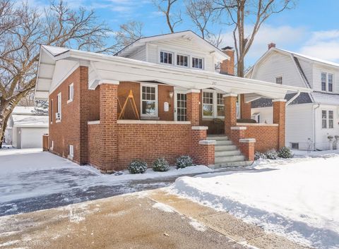 247 S Oakland Grove Elmhurst IL 60126