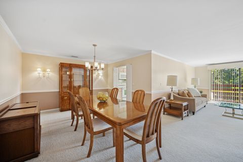 Tiny photo for 2000 CHESTNUT Avenue #103, Glenview, IL 60025 (MLS # 12475109)