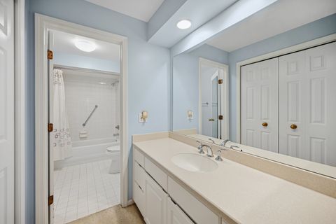 Tiny photo for 2000 CHESTNUT Avenue #103, Glenview, IL 60025 (MLS # 12475109)