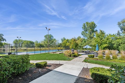 Tiny photo for 2000 CHESTNUT Avenue #103, Glenview, IL 60025 (MLS # 12475109)