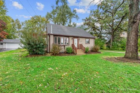 Photo of 3019 W Lincoln Road, McHenry, IL 60051 (MLS # 12533709)