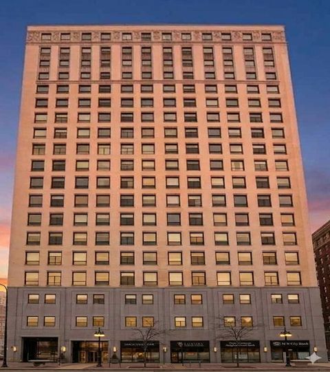 Photo of 910 S Michigan Avenue #1009, Chicago, IL 60605 (MLS # 12621706)