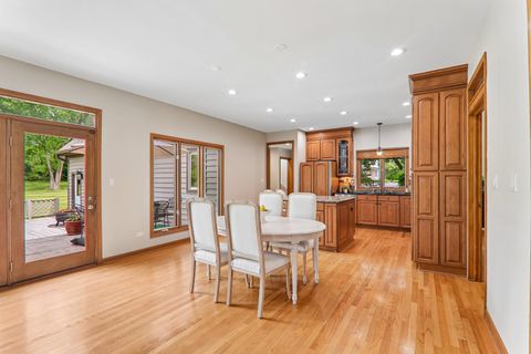 Tiny photo for 2212 Crystal Way, Crystal Lake, IL 60012 (MLS # 12640772)