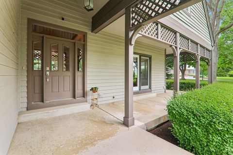 Tiny photo for 2212 Crystal Way, Crystal Lake, IL 60012 (MLS # 12640772)