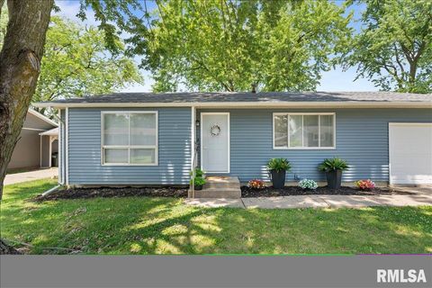 Tiny photo for 3518 W GARFIELD Street, Davenport, IA 52804 (MLS # 12571320)