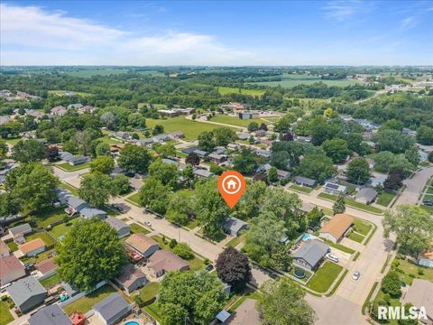 Tiny photo for 3518 W GARFIELD Street, Davenport, IA 52804 (MLS # 12571320)