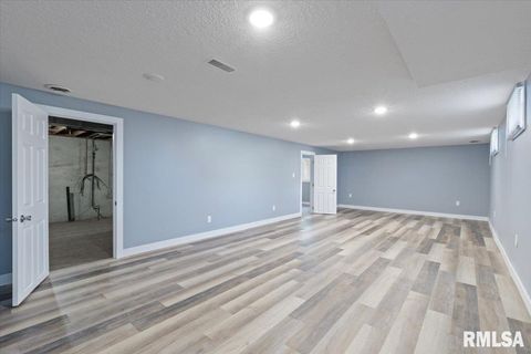 Tiny photo for 3518 W GARFIELD Street, Davenport, IA 52804 (MLS # 12571320)