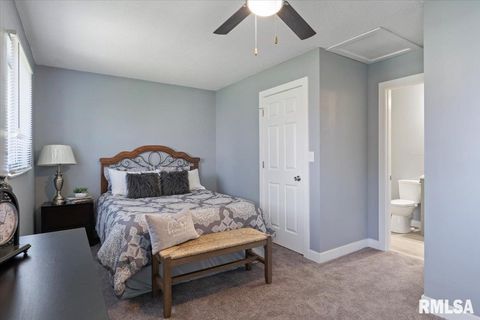 Tiny photo for 3518 W GARFIELD Street, Davenport, IA 52804 (MLS # 12571320)