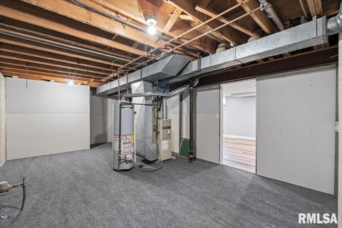 Tiny photo for 3518 W GARFIELD Street, Davenport, IA 52804 (MLS # 12571320)