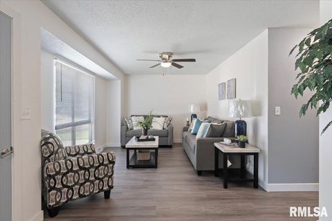 Tiny photo for 3518 W GARFIELD Street, Davenport, IA 52804 (MLS # 12571320)