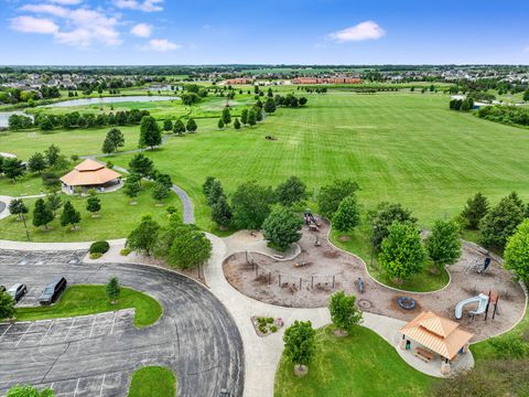 Tiny photo for 12811 Conifer Street, Plainfield, IL 60585 (MLS # 12533481)