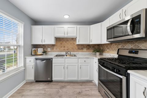 Tiny photo for 1979 Gary Court #A, Schaumburg, IL 60193 (MLS # 12602941)