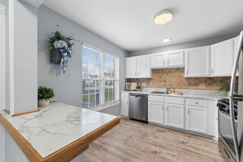 Tiny photo for 1979 Gary Court #A, Schaumburg, IL 60193 (MLS # 12602941)