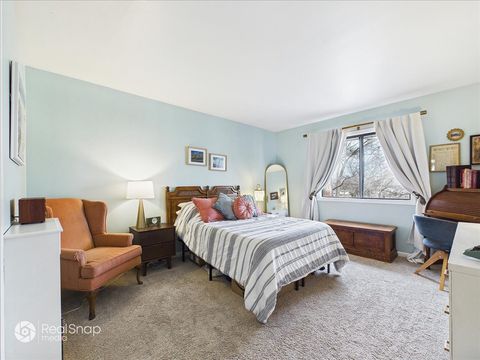 Tiny photo for 113 W Brandon Court #E31, Palatine, IL 60067 (MLS # 12627730)