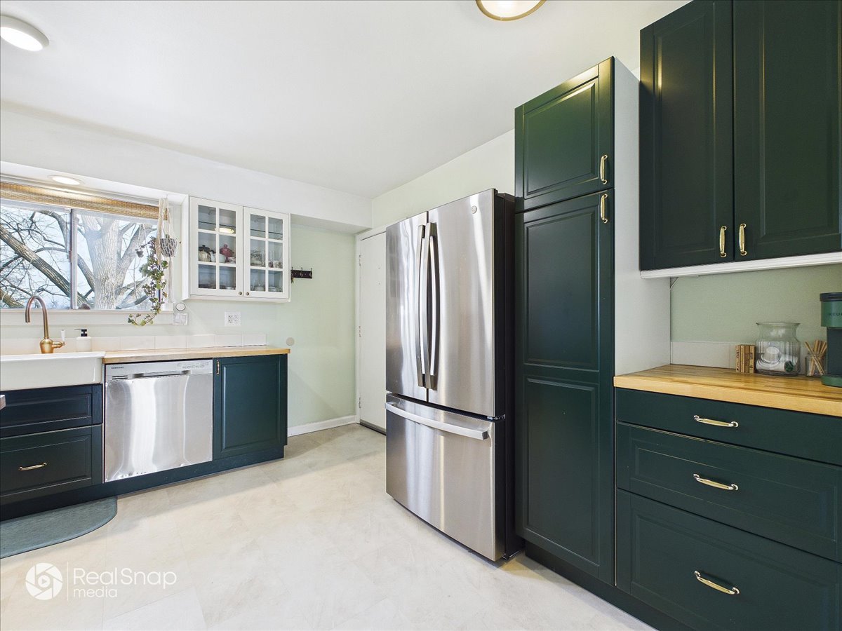 113 W Brandon Court E31