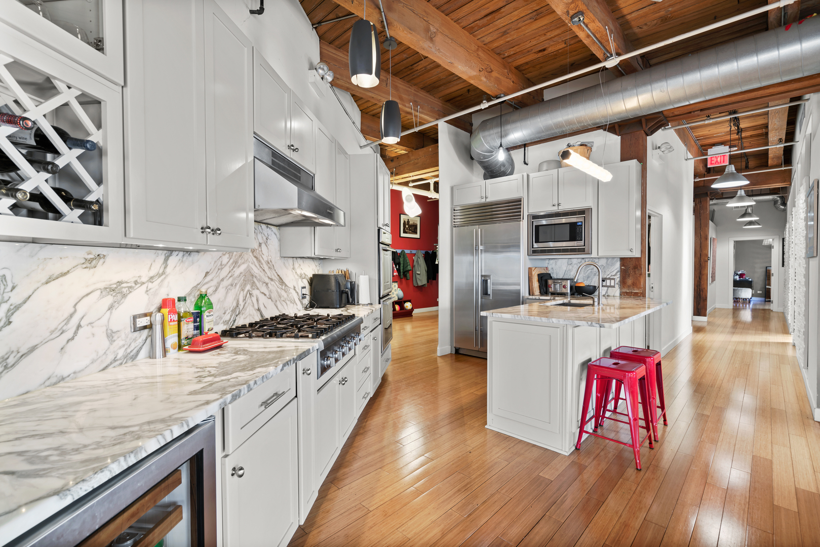 400 S Green Street 305