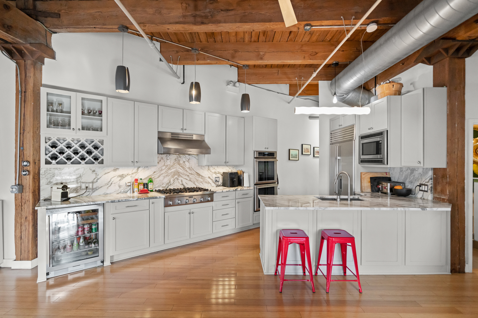 400 S Green Street 305