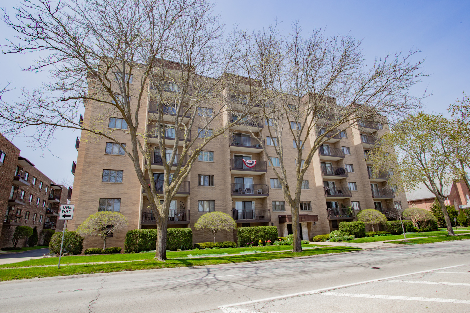 700 Graceland Avenue 303