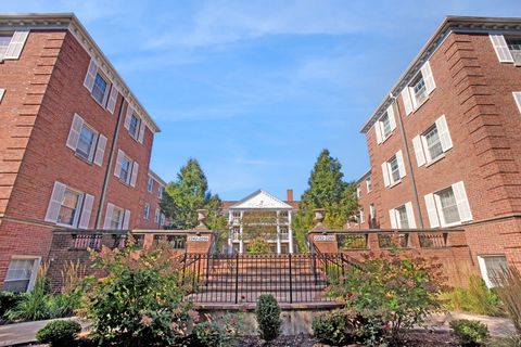 2252 Sherman Avenue 2 Evanston IL 60201