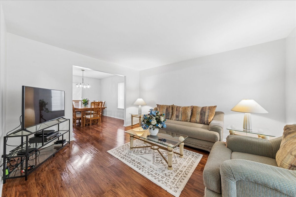 1024 Lakewood Circle