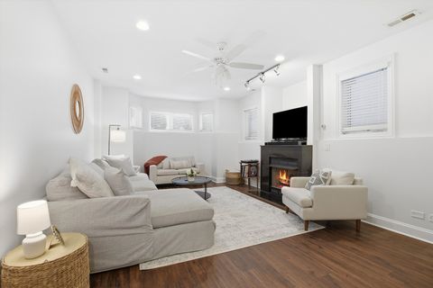 Tiny photo for 2022 N WOOD Street #1S, Chicago, IL 60614 (MLS # 12562273)