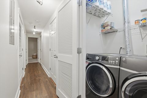 Tiny photo for 2022 N WOOD Street #1S, Chicago, IL 60614 (MLS # 12562273)