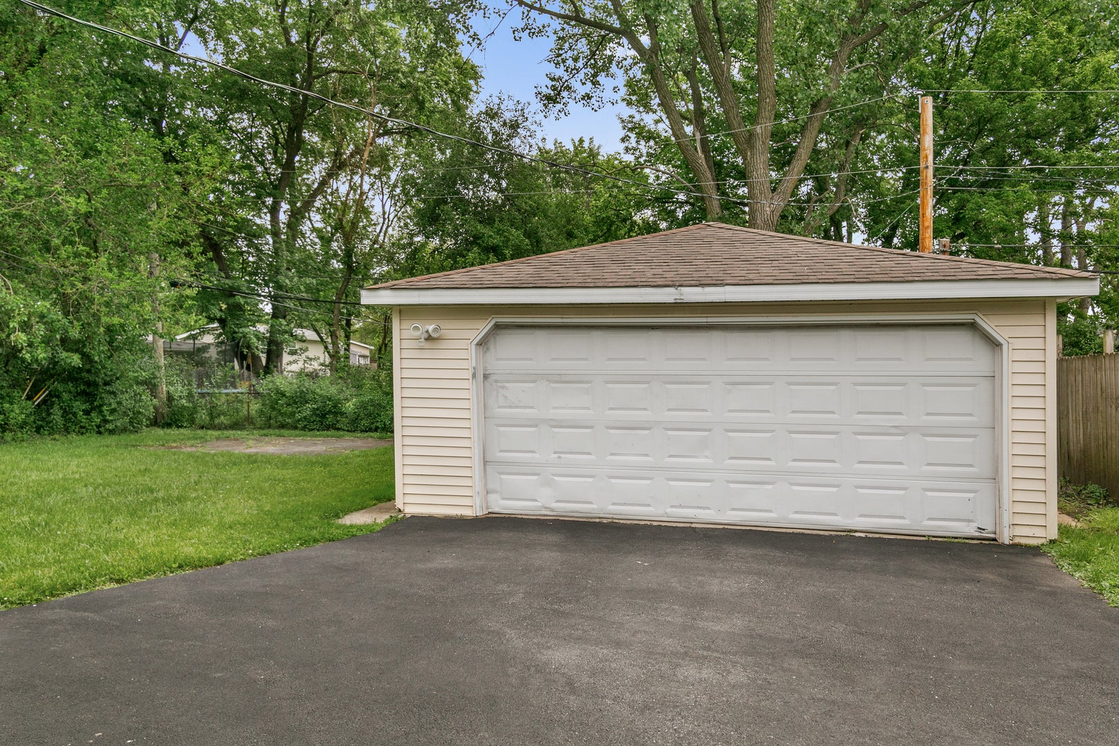 15403 Cherry Lane