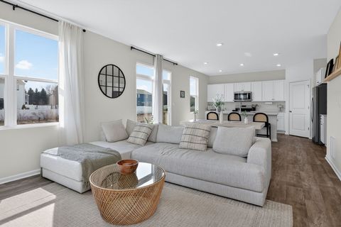 Tiny photo for 2634 Seeley Street, Yorkville, IL 60560 (MLS # 12600852)