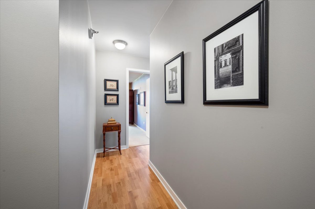 1160 S Michigan Avenue 1001