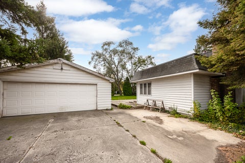 Tiny photo for 11115 S Oak Park Avenue, Worth, IL 60482 (MLS # 12796539)