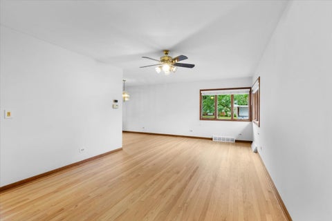 Tiny photo for 558 E Park Avenue, Elmhurst, IL 60126 (MLS # 12757098)