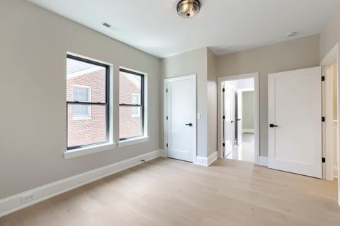 Tiny photo for 909 Evergreen Avenue, Glen Ellyn, IL 60137 (MLS # 12689424)