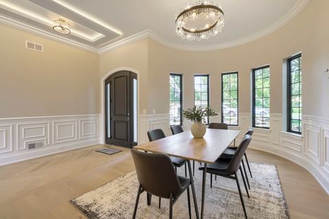 Tiny photo for 909 Evergreen Avenue, Glen Ellyn, IL 60137 (MLS # 12689424)