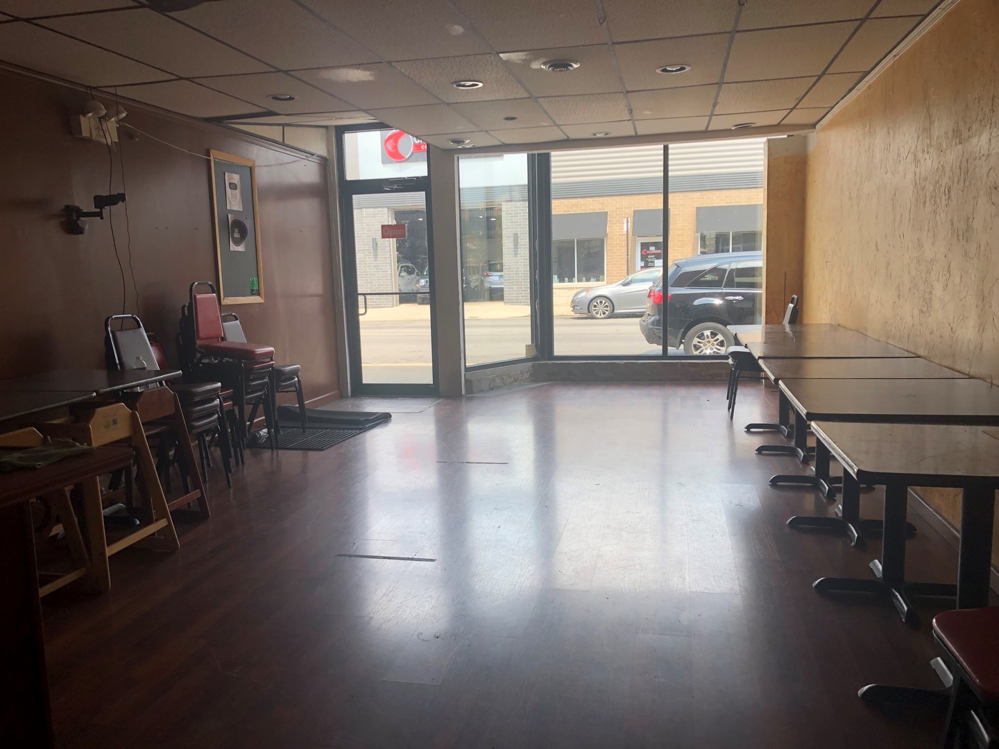 5349-53 W Belmont Avenue