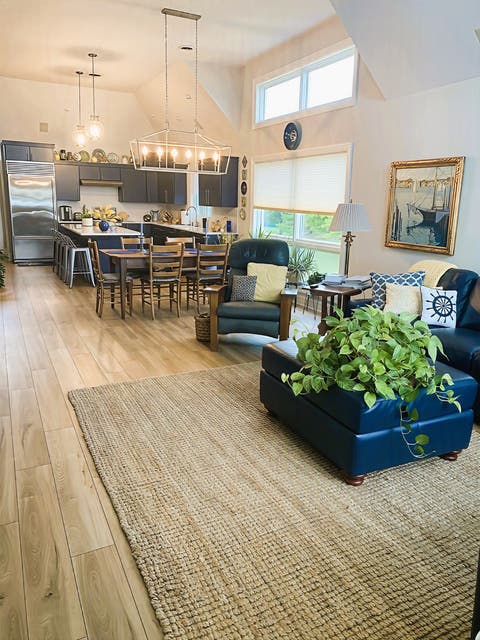 Tiny photo for 173 Beacon Harbor Circle, East Moline, IL 61244 (MLS # 12671038)