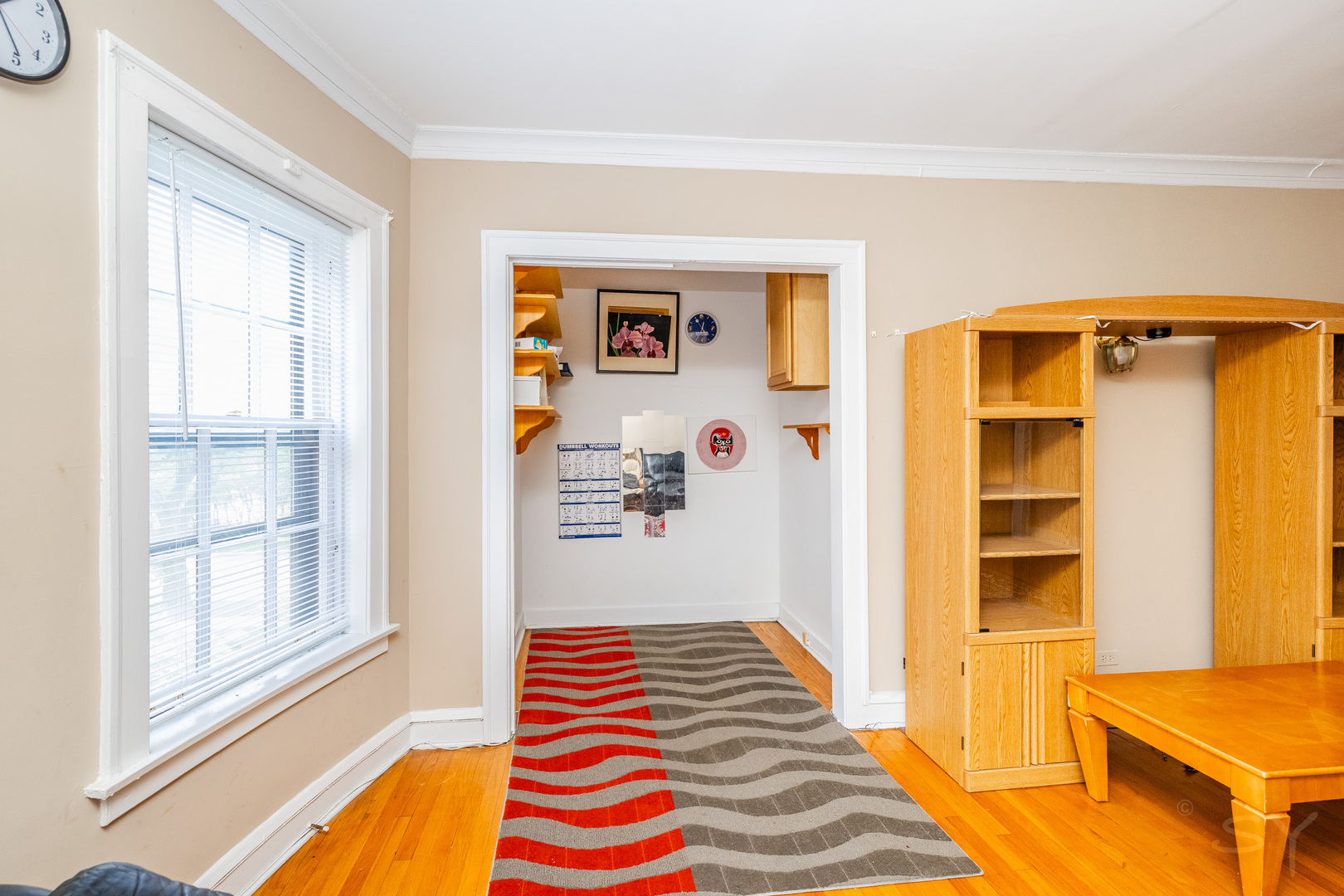 356 Ridge Avenue 6-2