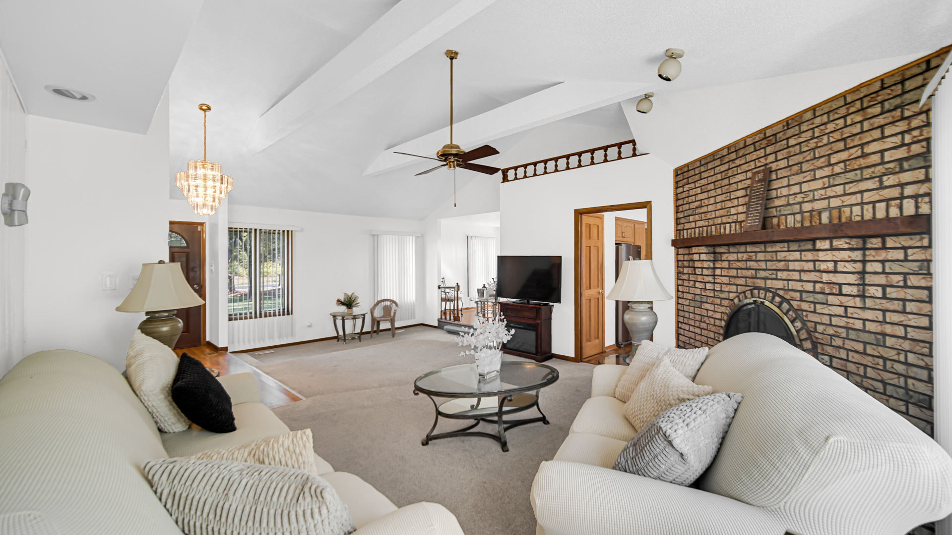 3317 E Buried Oak Drive